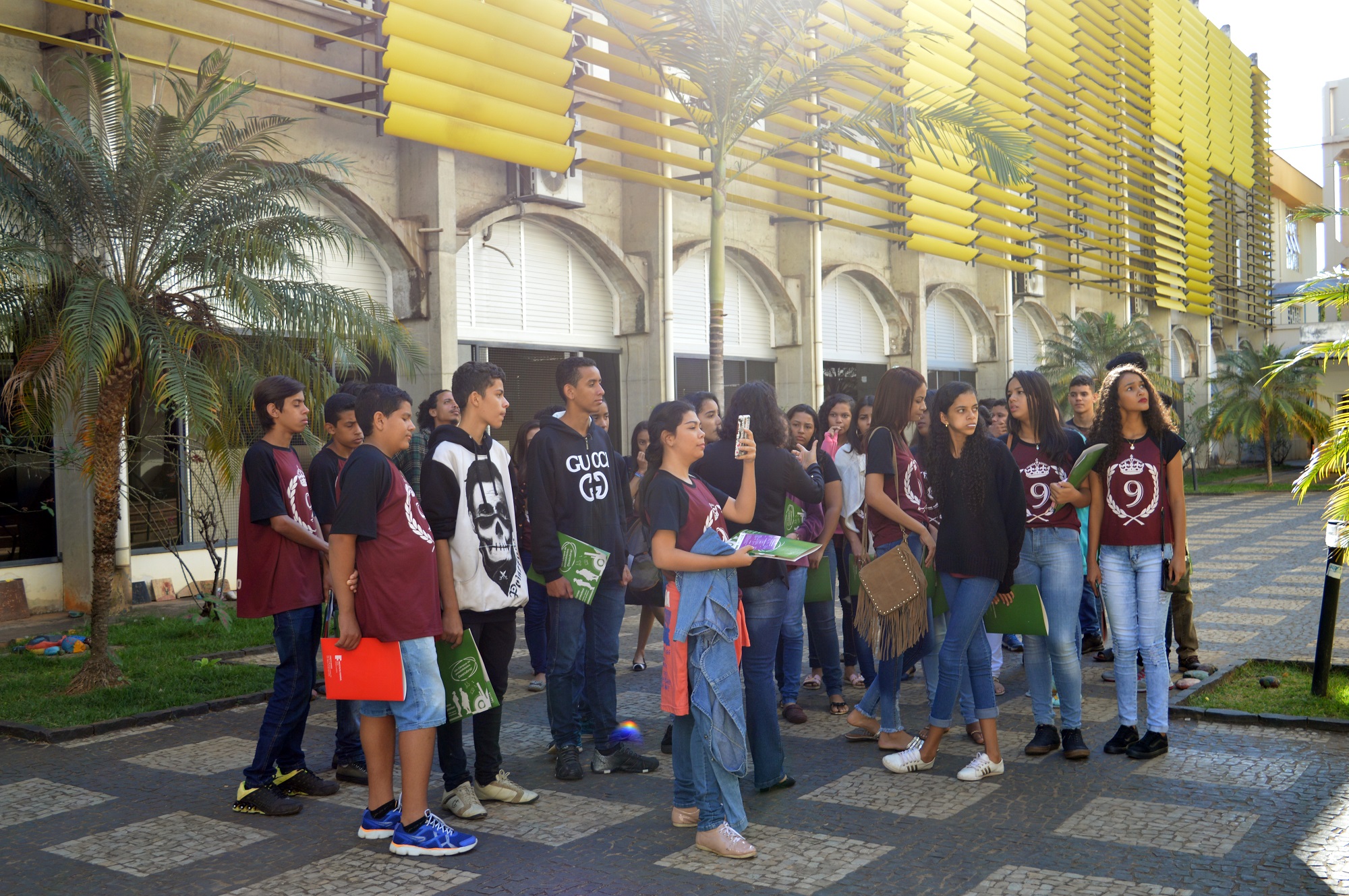 Alunos do 9º ano da Escola Municipal Amâncio Seixo de Brito participaram mais uma vez do projeto Conhecendo o IFG, no Câmpus Goiânia.